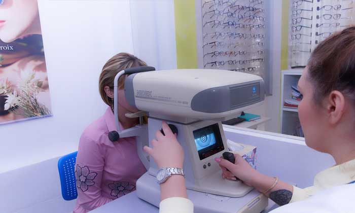 vio optical clinic solusi masalah kesehatan mata