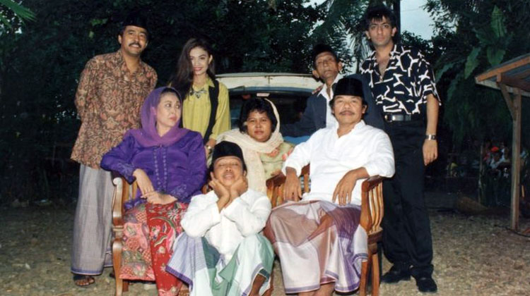kesuksesan serial tv si doel anak sekolahan