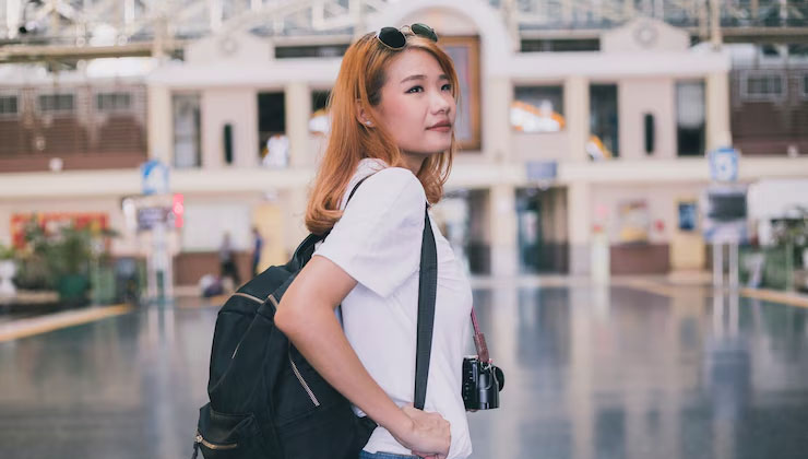 traveling sendirian bagi perempuan